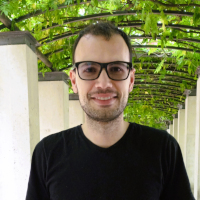 Renan Mestri instructor for Transmitting Science