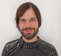 Alejandro Serrano-Martinez instructor for Transmitting Science