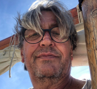 Igor Bogdanovic Rakic instructor for Transmitting Science