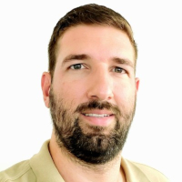 Juan Vicente Rodríguez Redondo instructor for Transmitting Science